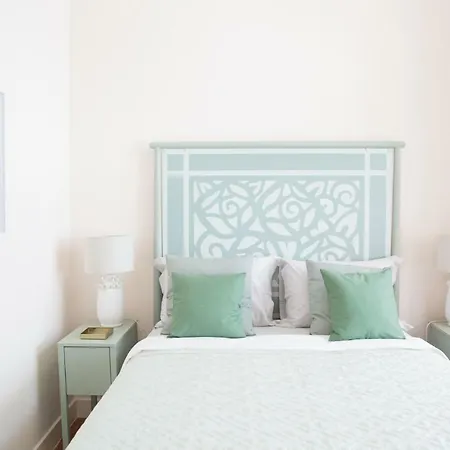 Rent4rest - Downtown Designer's Lissabon